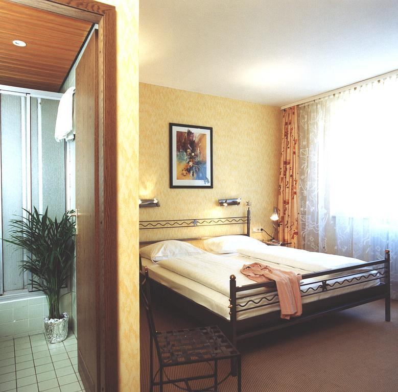 Hotel Astoria Frankfurt am Main Buitenkant foto