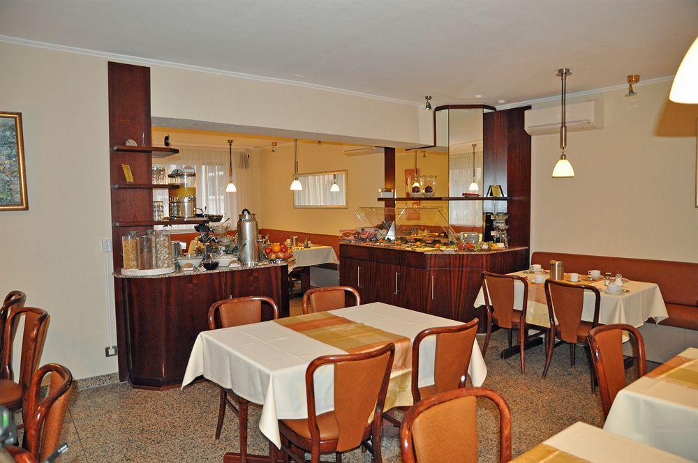 Hotel Astoria Frankfurt am Main Buitenkant foto
