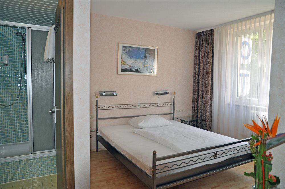 Hotel Astoria Frankfurt am Main Buitenkant foto