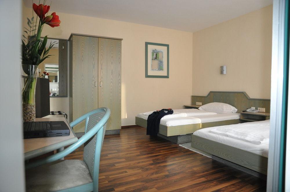 Hotel Astoria Frankfurt am Main Buitenkant foto