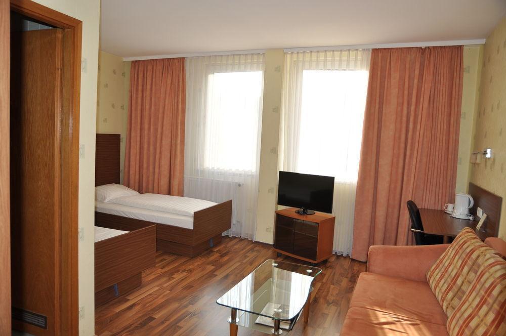 Hotel Astoria Frankfurt am Main Buitenkant foto